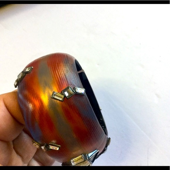 ALEXIS BITTAR O’KEEFE LUCITE HINGED BRACELET EUC - Picture 14 of 16